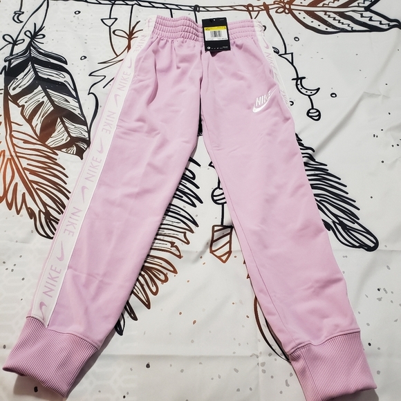 Nike | Kids | Sportswear Tracksuit | Pink - Picture 4 of 4